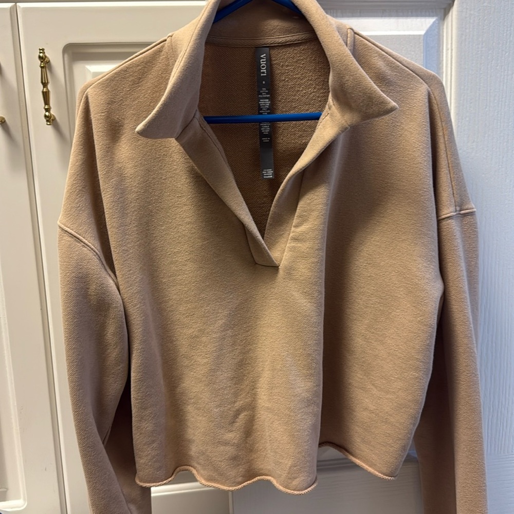 Vuori Sedona Polo Sweatshirt tan small